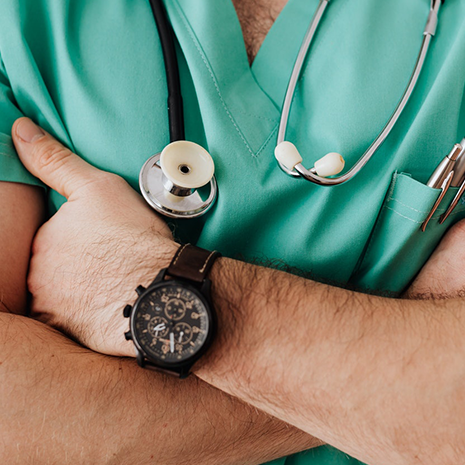 TMS_Alvaro_Amsterdam Nurse nursing crossed arms and stethoscope